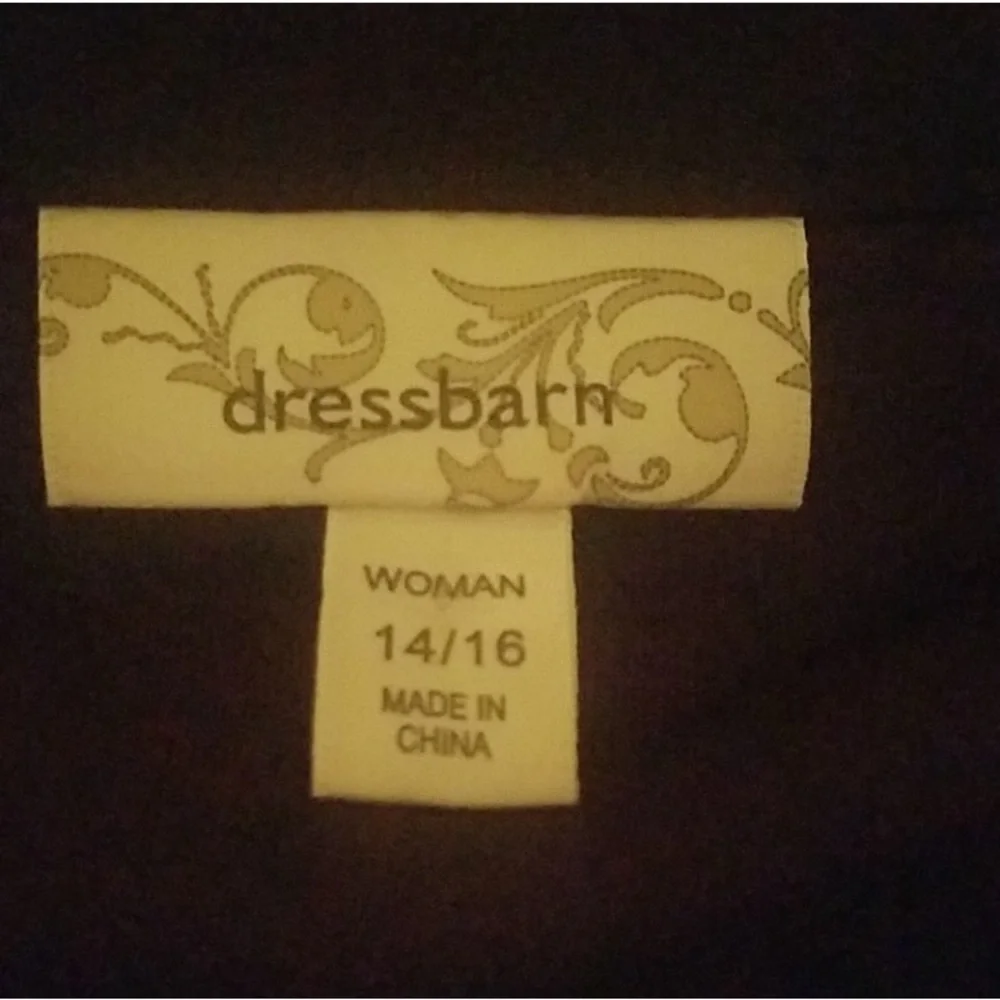 Dress Barn Women’s Sleeveless Top - Picture 6 of 8